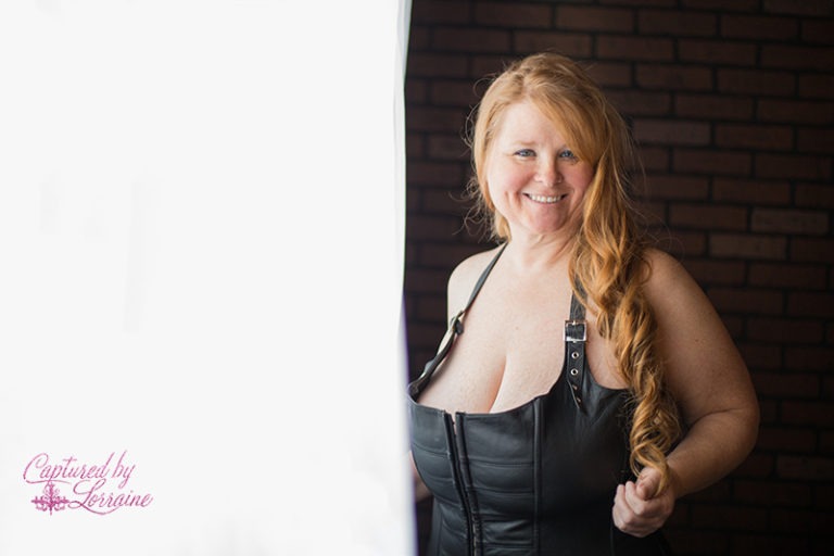 https://boudoir.capturedbylorraine.com/wp-content/uploads/2018/03/Boudoir-photographer-hampshire-illinois-768x512.jpg